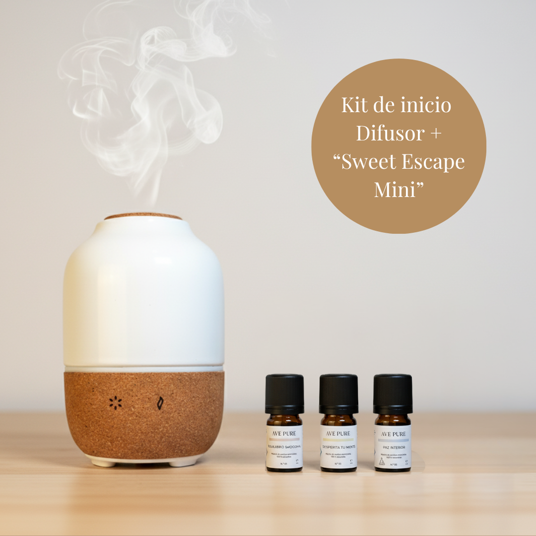 Difusor ultrasónico + Kit de inicio aromaterapia con mezclas de aceites esenciales 100% puros «Sweet Escape Mini» – 3 x 5 ml